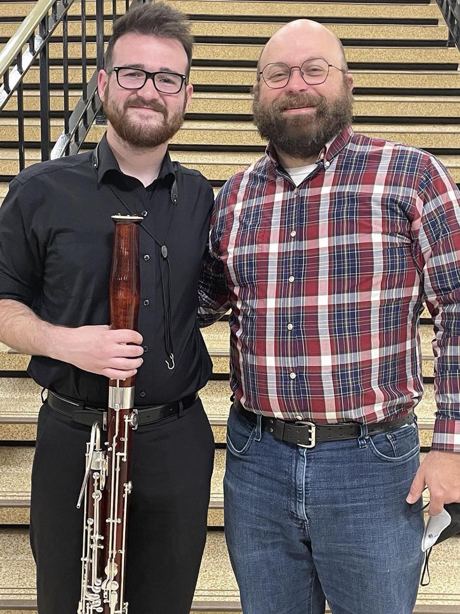 加布辊 (right) considers Dr. Joseph Tomasso (left) a key mentor in the Northwest music program. (Submitted photo)